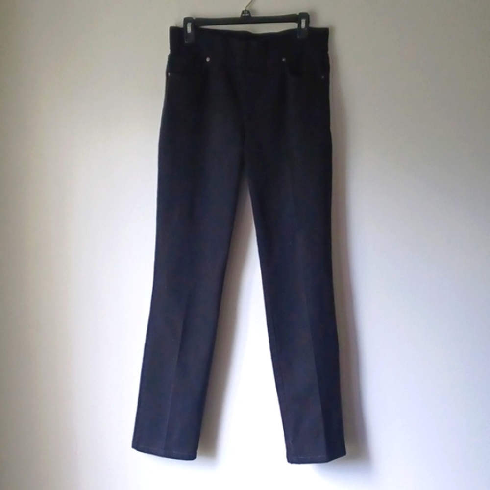 Long black pants. Casual black pull-on denim jeans w/ five pockets. Size SMALL